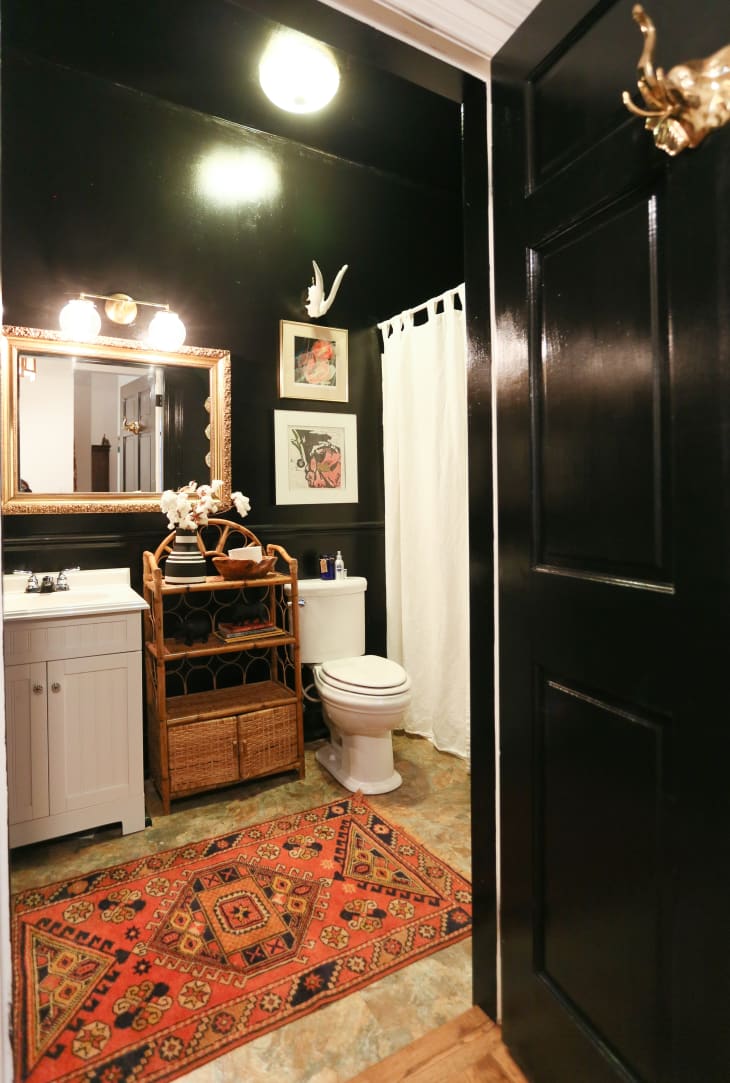 Best light bulbs for shop bathroom without windows